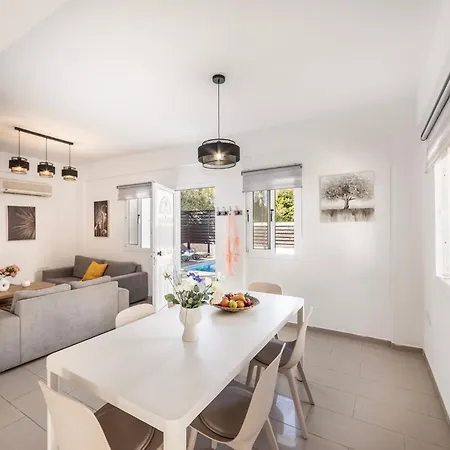 Villa Papantonia 21 Protaras